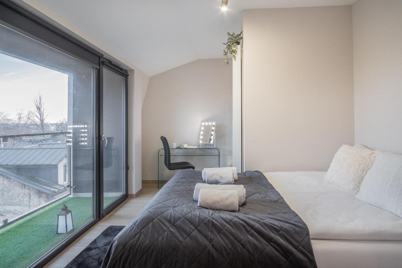 Iron Apartments Krakow Bagian luar foto